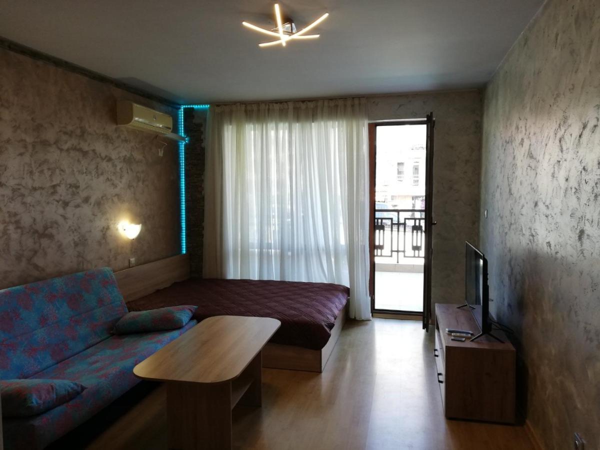 Lovely Studio In A Complex With A Pool By Flat Mаnаger Sveti Vlas Eksteriør bilde