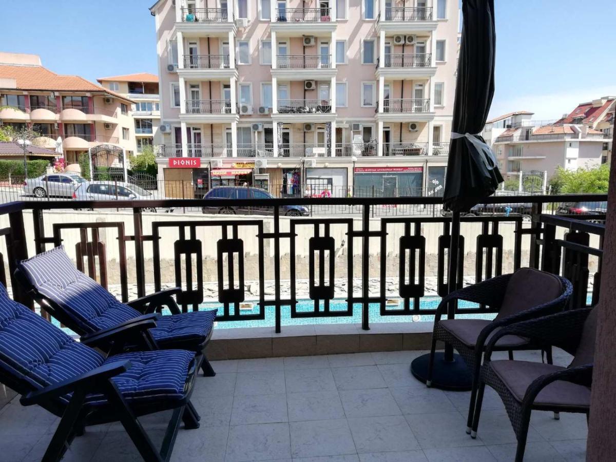 Lovely Studio In A Complex With A Pool By Flat Mаnаger Sveti Vlas Eksteriør bilde